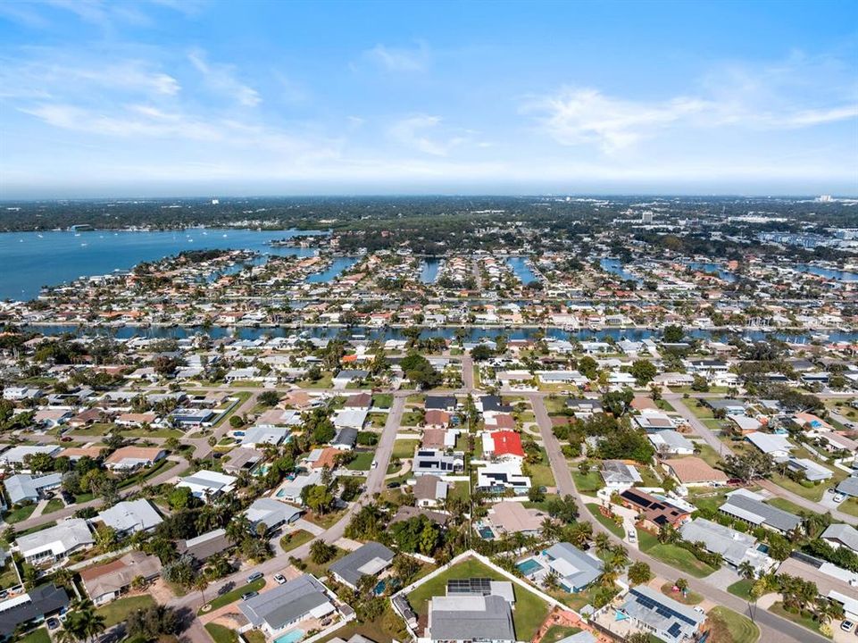 For Sale: $625,000 (3 beds, 2 baths, 2264 Square Feet)