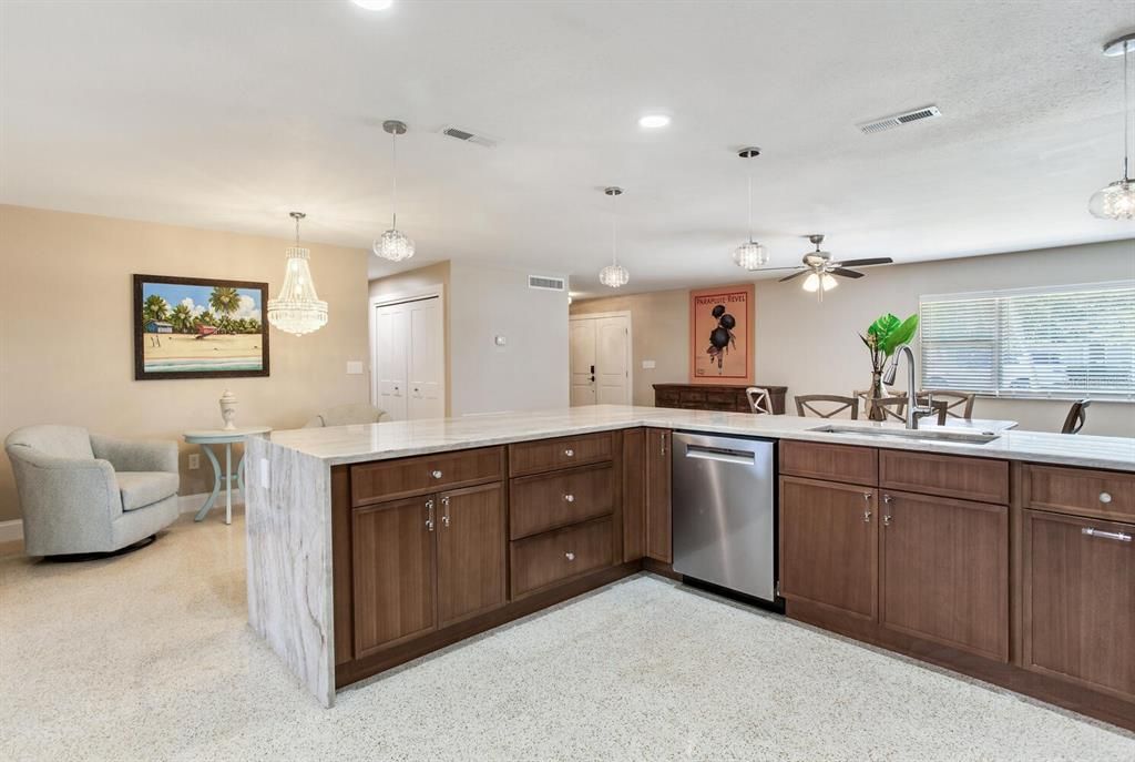 For Sale: $625,000 (3 beds, 2 baths, 2264 Square Feet)