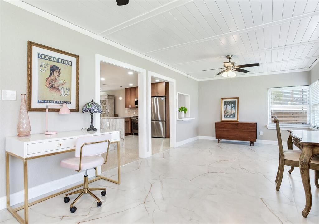 For Sale: $625,000 (3 beds, 2 baths, 2264 Square Feet)