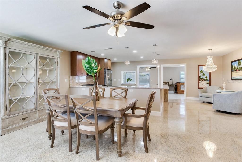 For Sale: $625,000 (3 beds, 2 baths, 2264 Square Feet)