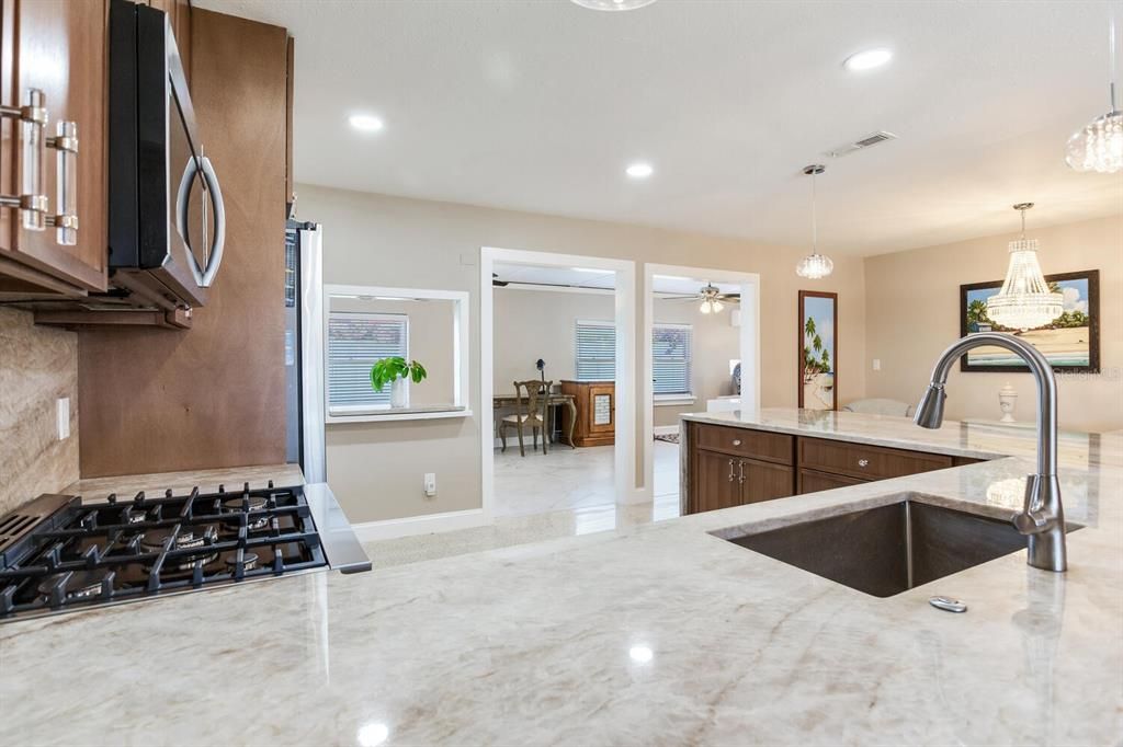 For Sale: $625,000 (3 beds, 2 baths, 2264 Square Feet)