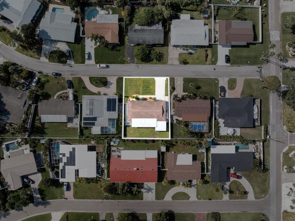 For Sale: $625,000 (3 beds, 2 baths, 2264 Square Feet)