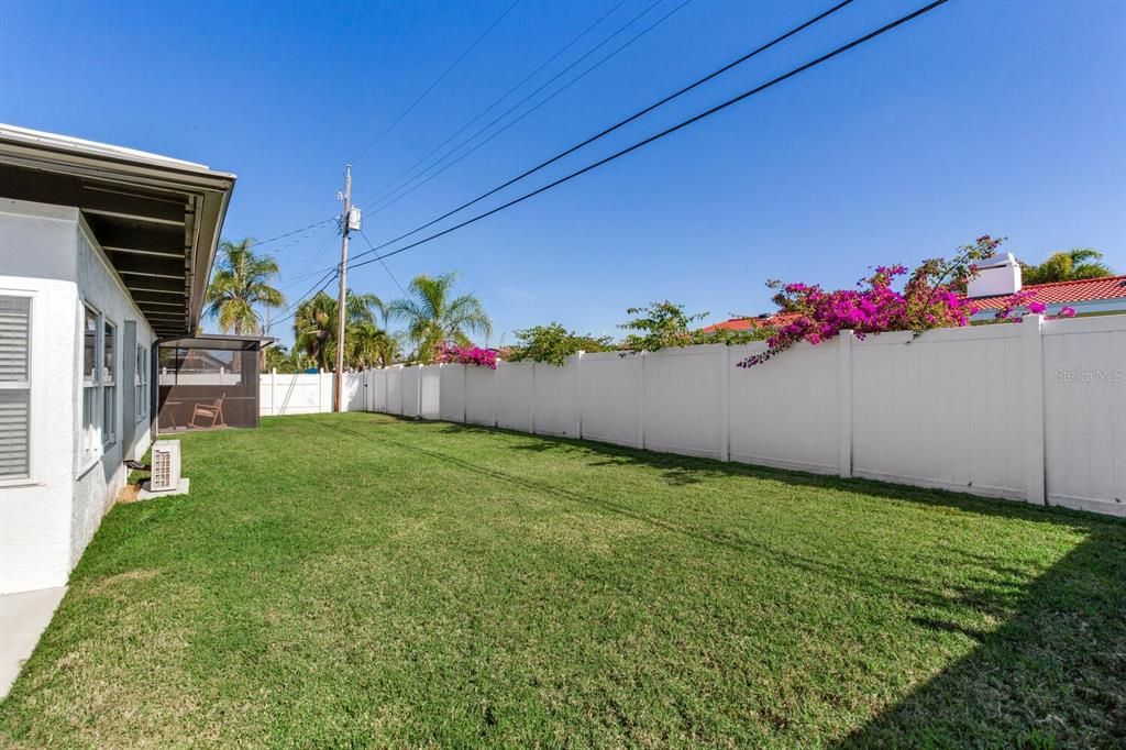 For Sale: $625,000 (3 beds, 2 baths, 2264 Square Feet)
