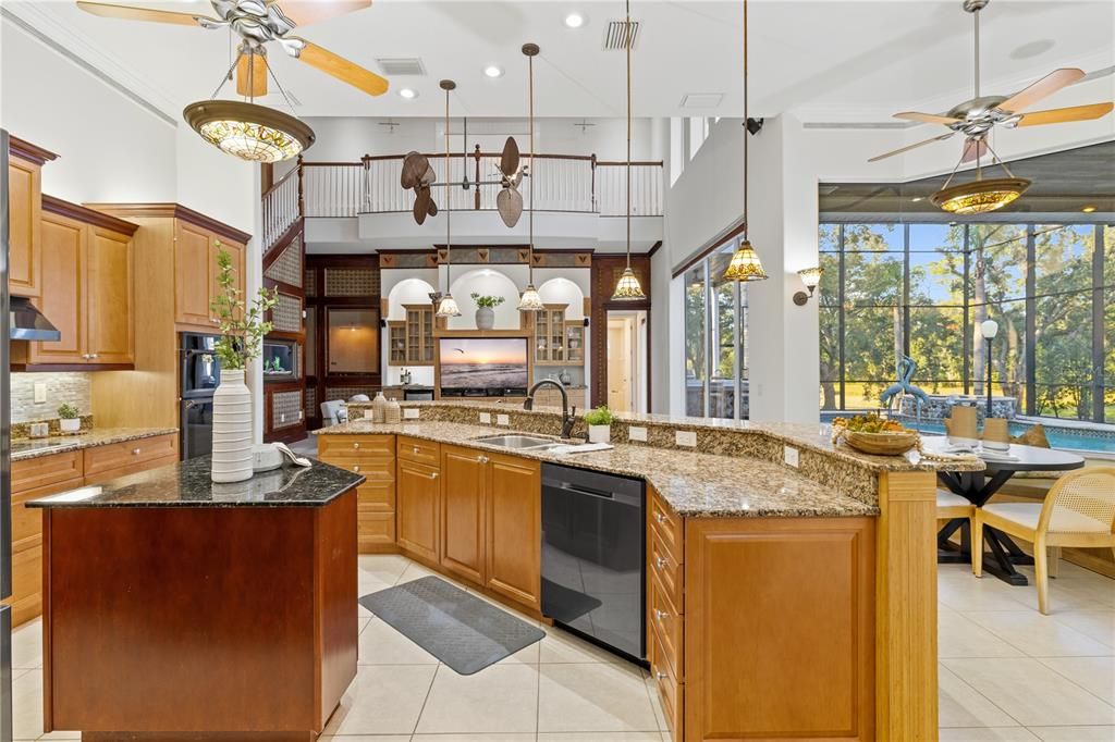 For Sale: $1,275,000 (5 beds, 4 baths, 3972 Square Feet)