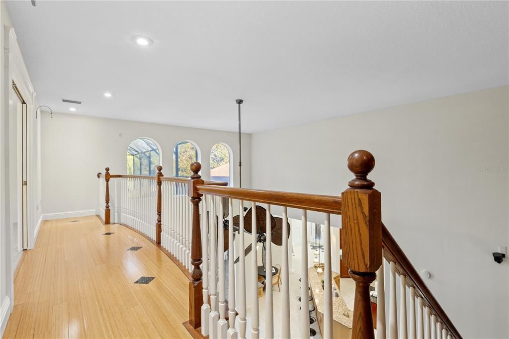 For Sale: $1,275,000 (5 beds, 4 baths, 3972 Square Feet)