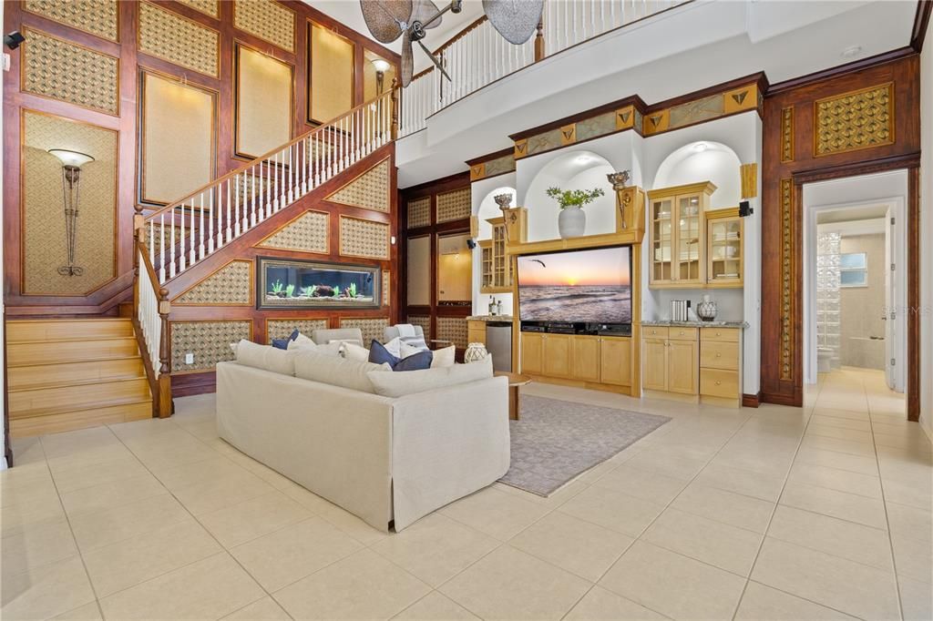 For Sale: $1,275,000 (5 beds, 4 baths, 3972 Square Feet)