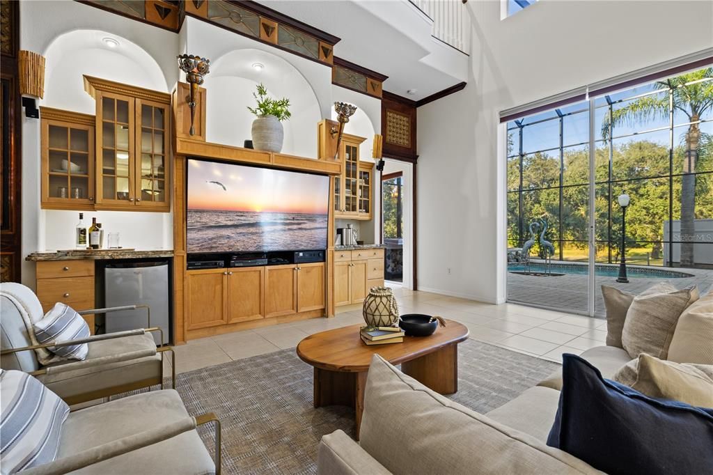 For Sale: $1,275,000 (5 beds, 4 baths, 3972 Square Feet)