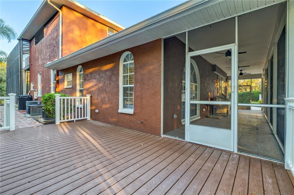 For Sale: $1,275,000 (5 beds, 4 baths, 3972 Square Feet)