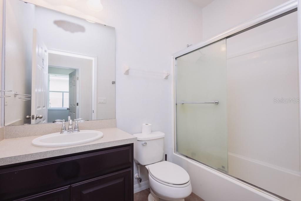 For Rent: $2,500 (3 beds, 2 baths, 1542 Square Feet)