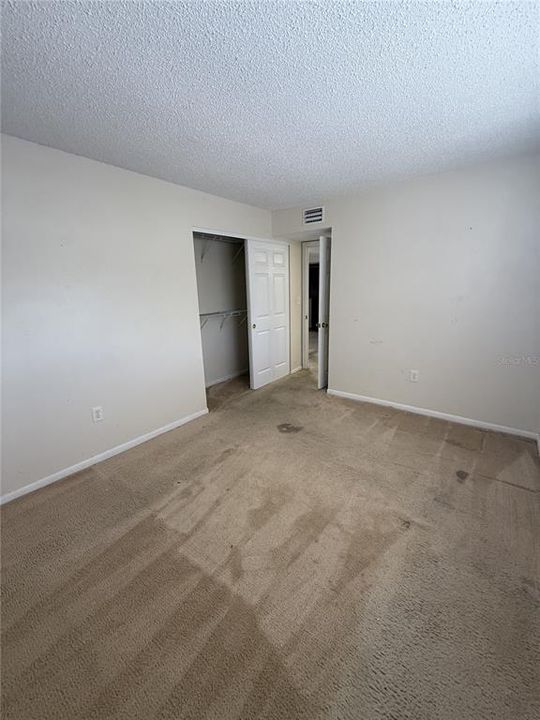 For Sale: $99,000 (2 beds, 2 baths, 928 Square Feet)
