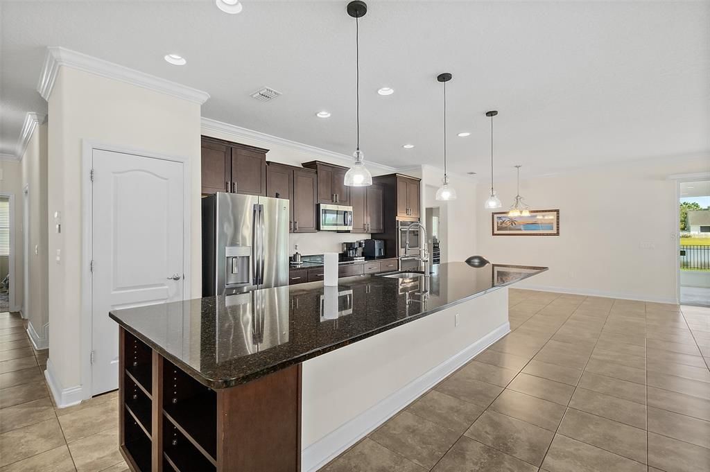 待售: $599,000 (5 贝兹, 4 浴室, 3457 平方英尺)