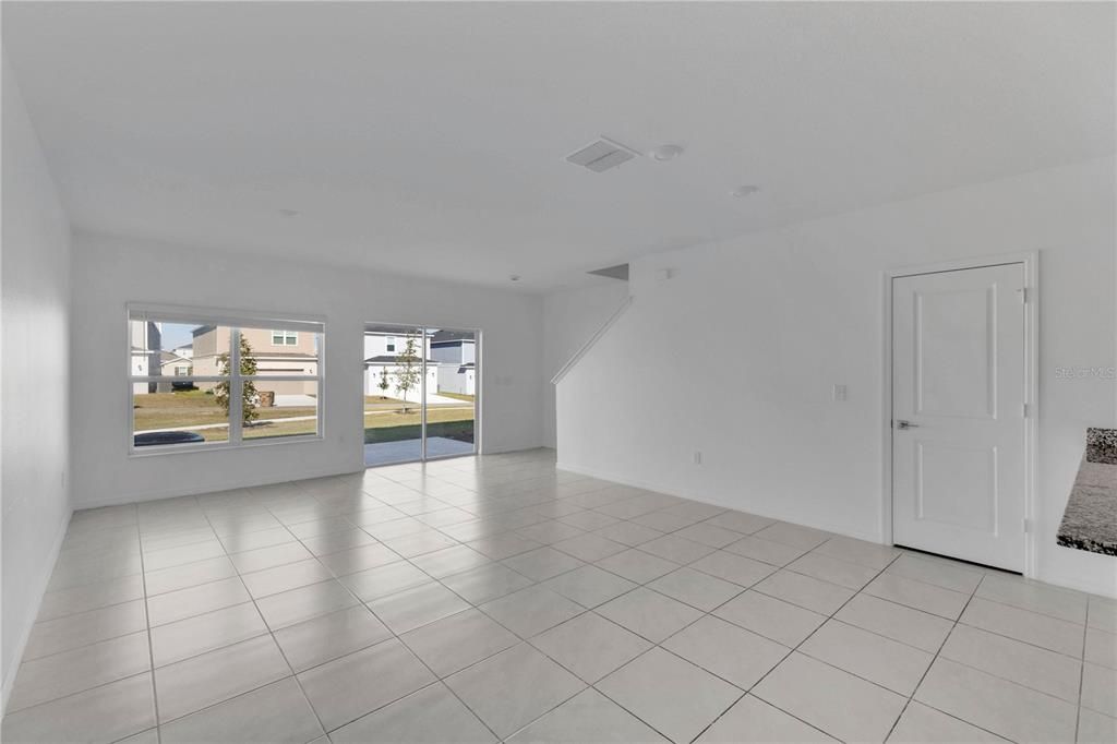 For Sale: $340,000 (3 beds, 2 baths, 1453 Square Feet)