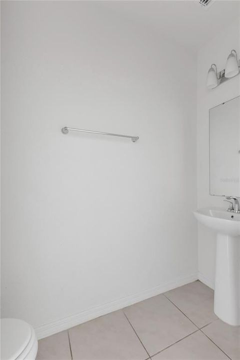 For Sale: $340,000 (3 beds, 2 baths, 1453 Square Feet)