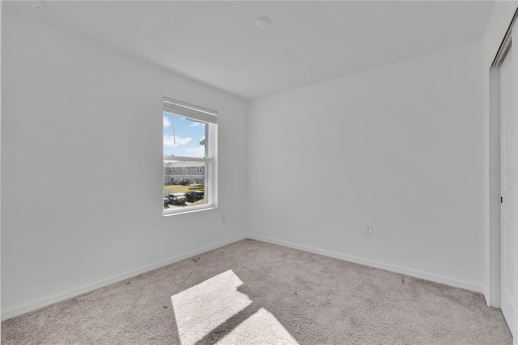 For Sale: $340,000 (3 beds, 2 baths, 1453 Square Feet)