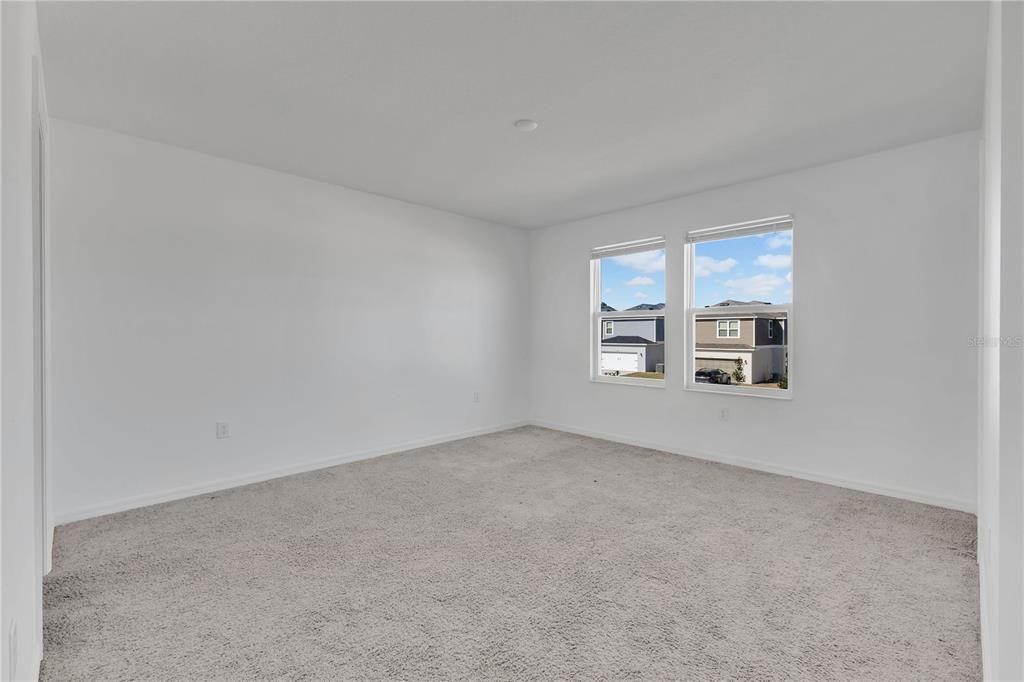 For Sale: $340,000 (3 beds, 2 baths, 1453 Square Feet)