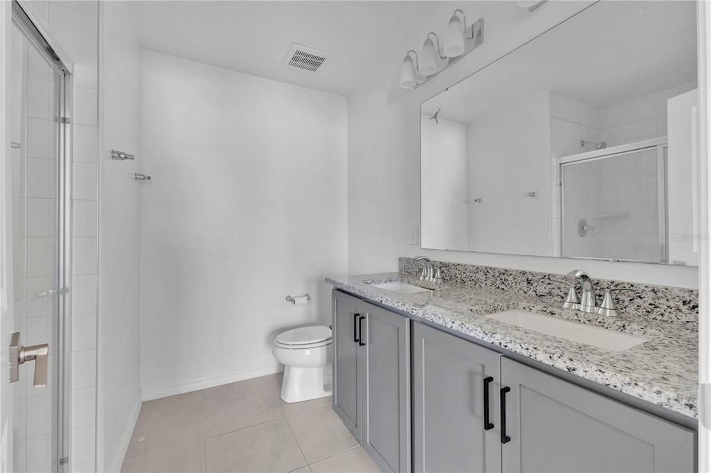 For Sale: $340,000 (3 beds, 2 baths, 1453 Square Feet)