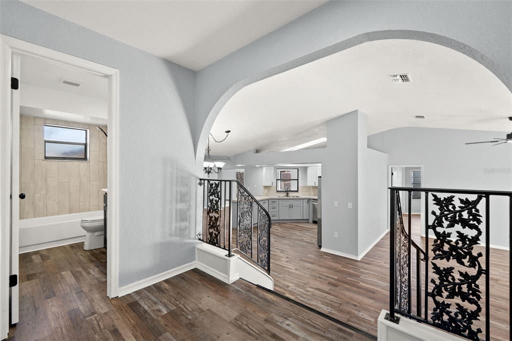 待售: $349,900 (3 贝兹, 2 浴室, 2206 平方英尺)