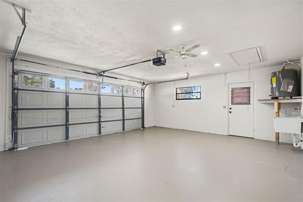 待售: $349,900 (3 贝兹, 2 浴室, 2206 平方英尺)