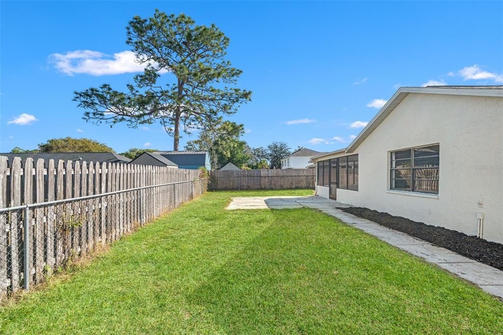 待售: $349,900 (3 贝兹, 2 浴室, 2206 平方英尺)