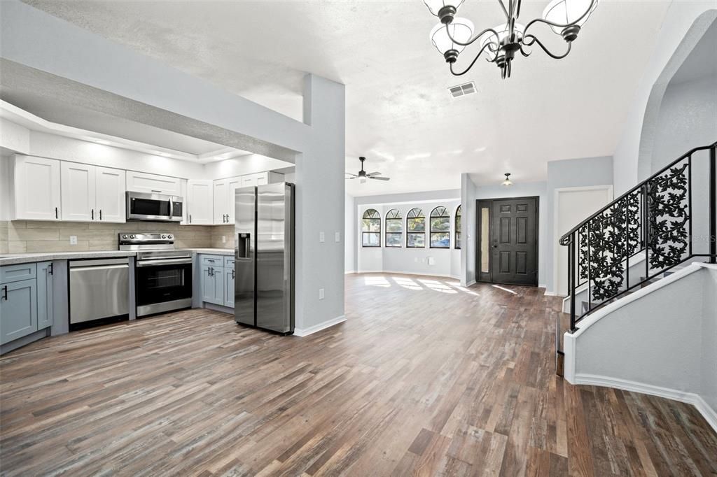 待售: $349,900 (3 贝兹, 2 浴室, 2206 平方英尺)