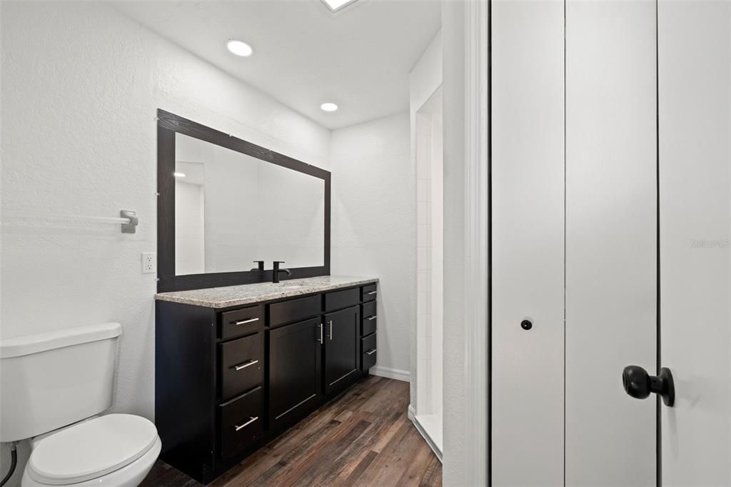 待售: $349,900 (3 贝兹, 2 浴室, 2206 平方英尺)