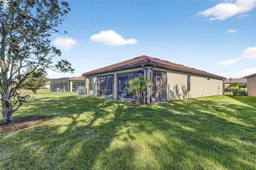 合同活跃: $469,000 (2 贝兹, 2 浴室, 1941 平方英尺)