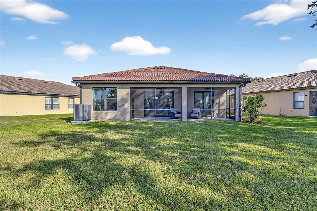 合同活跃: $469,000 (2 贝兹, 2 浴室, 1941 平方英尺)