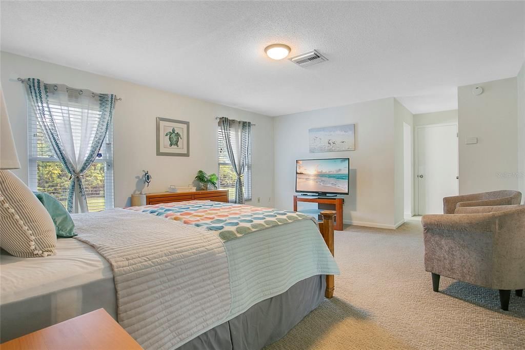 На продажу: $570,000 (4 спален, 2 ванн, 2400 Квадратных фут)