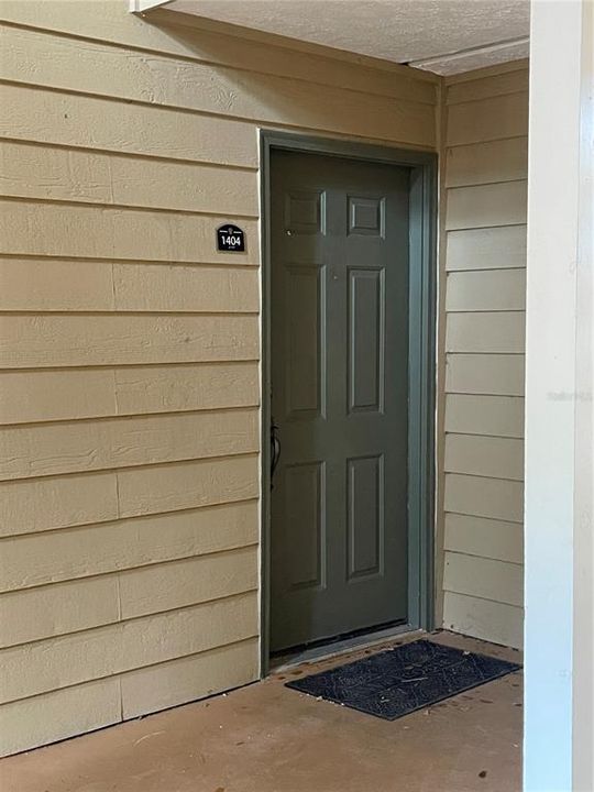 For Rent: $2,100 (3 beds, 2 baths, 1272 Square Feet)