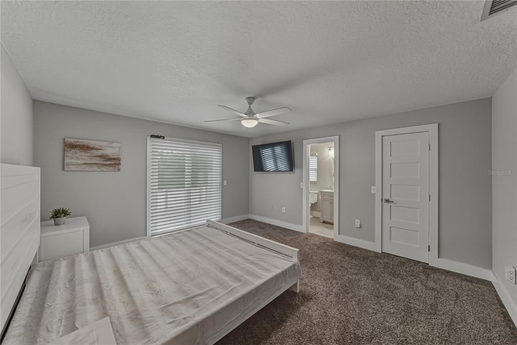 En Venta: $550,000 (3 camas, 2 baños, 1146 Pies cuadrados)