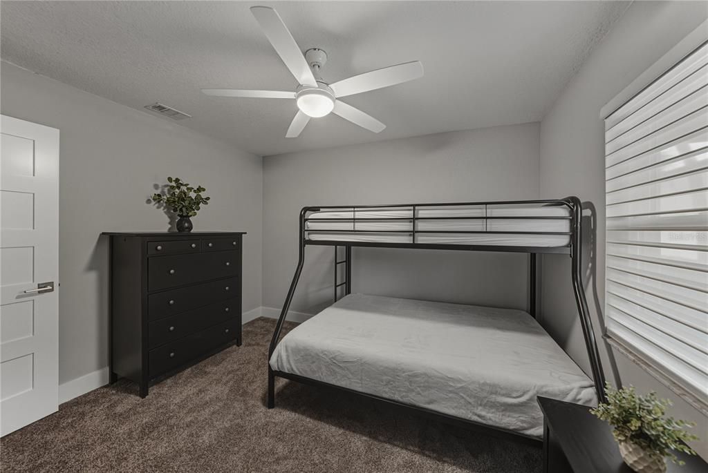 En Venta: $550,000 (3 camas, 2 baños, 1146 Pies cuadrados)