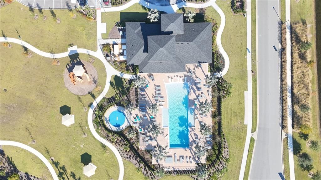 待售: $460,000 (4 贝兹, 2 浴室, 1965 平方英尺)