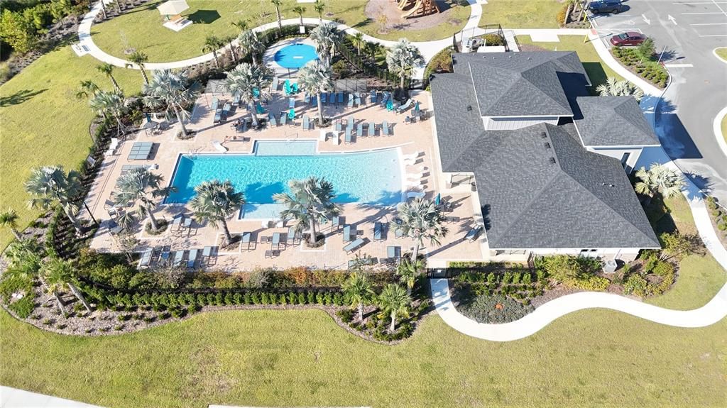 待售: $460,000 (4 贝兹, 2 浴室, 1965 平方英尺)