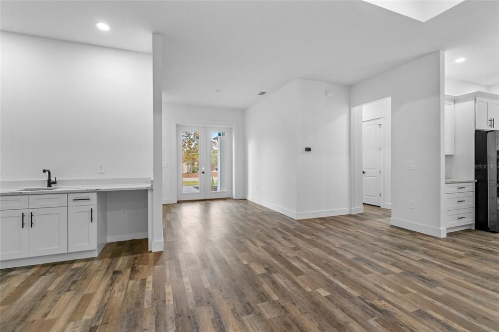 На продажу: $899,900 (5 спален, 5 ванн, 3801 Квадратных фут)