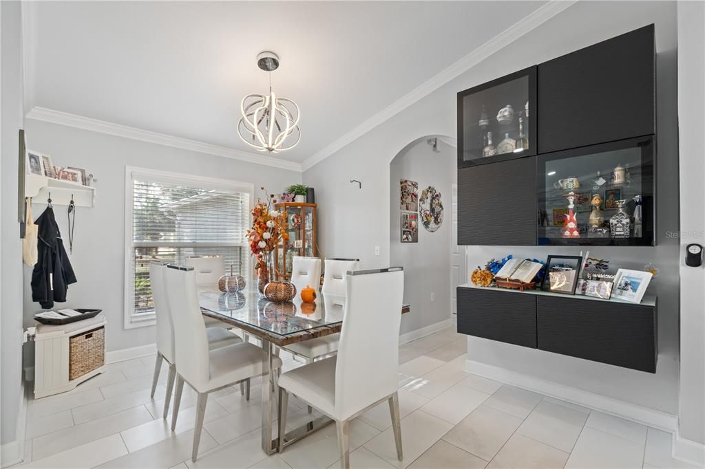 待售: $490,000 (4 贝兹, 2 浴室, 1775 平方英尺)