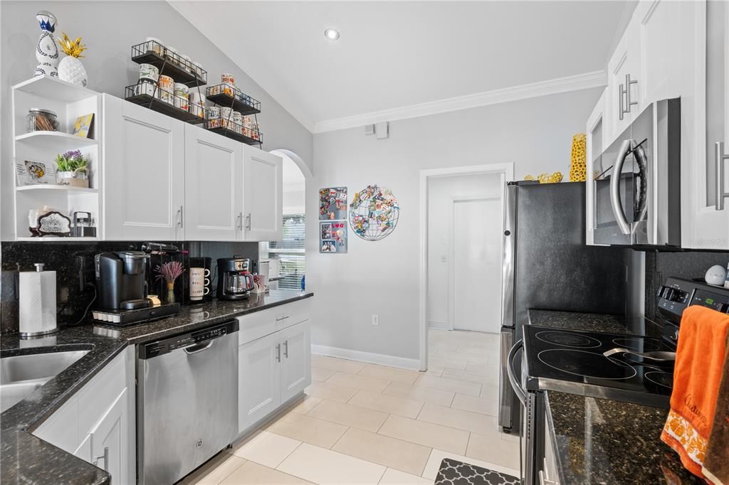 待售: $490,000 (4 贝兹, 2 浴室, 1775 平方英尺)