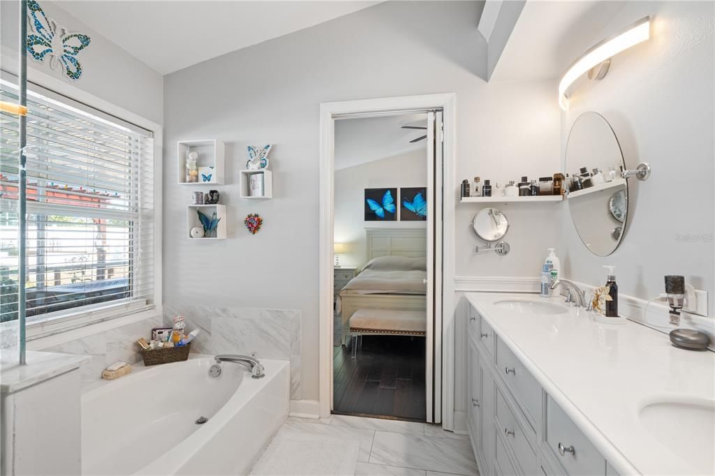 待售: $490,000 (4 贝兹, 2 浴室, 1775 平方英尺)