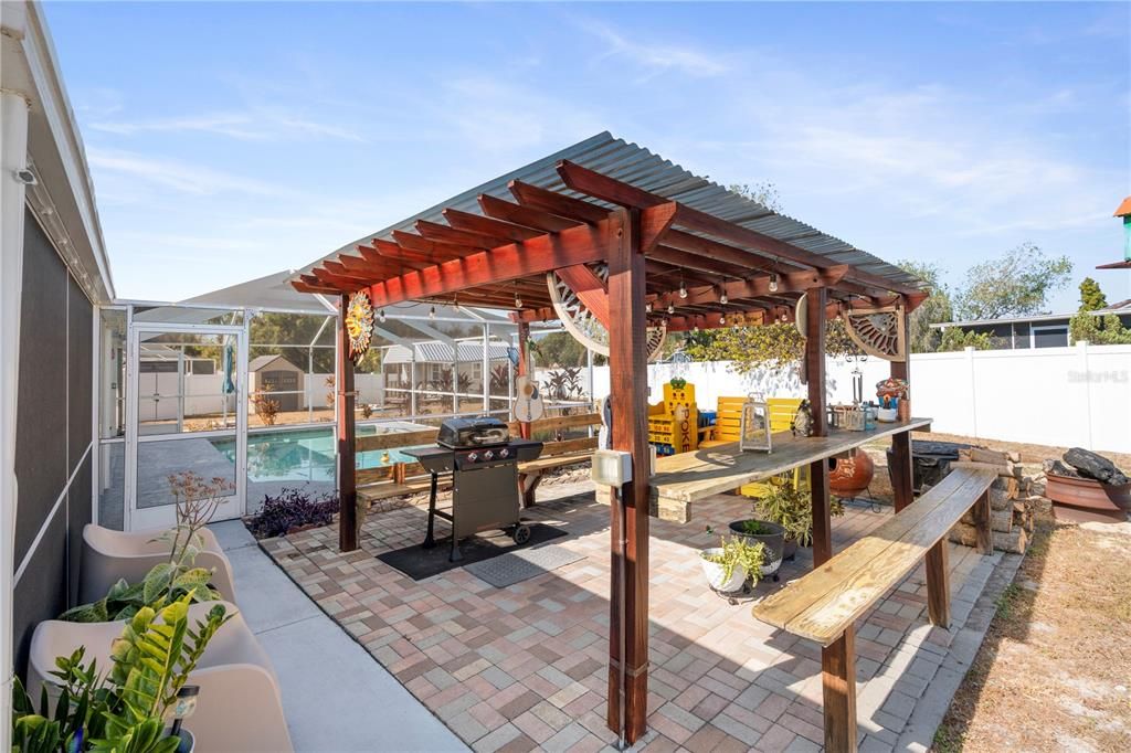 待售: $490,000 (4 贝兹, 2 浴室, 1775 平方英尺)