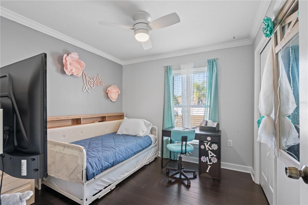 待售: $490,000 (4 贝兹, 2 浴室, 1775 平方英尺)