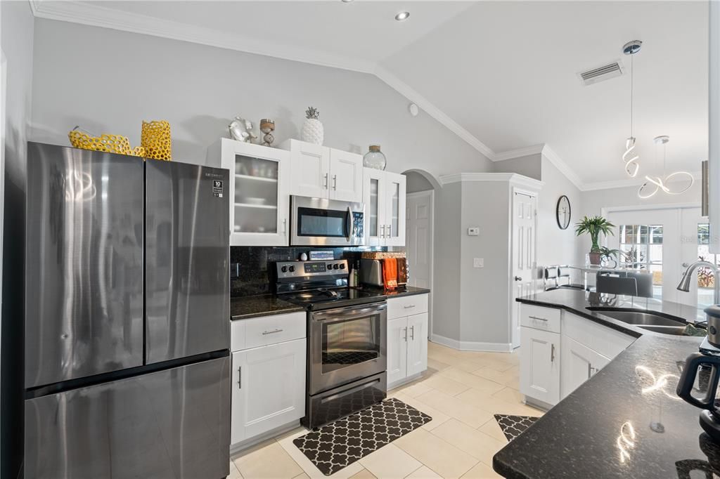 待售: $490,000 (4 贝兹, 2 浴室, 1775 平方英尺)