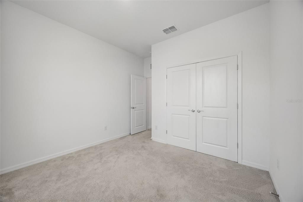 For Sale: $375,000 (3 beds, 2 baths, 1565 Square Feet)