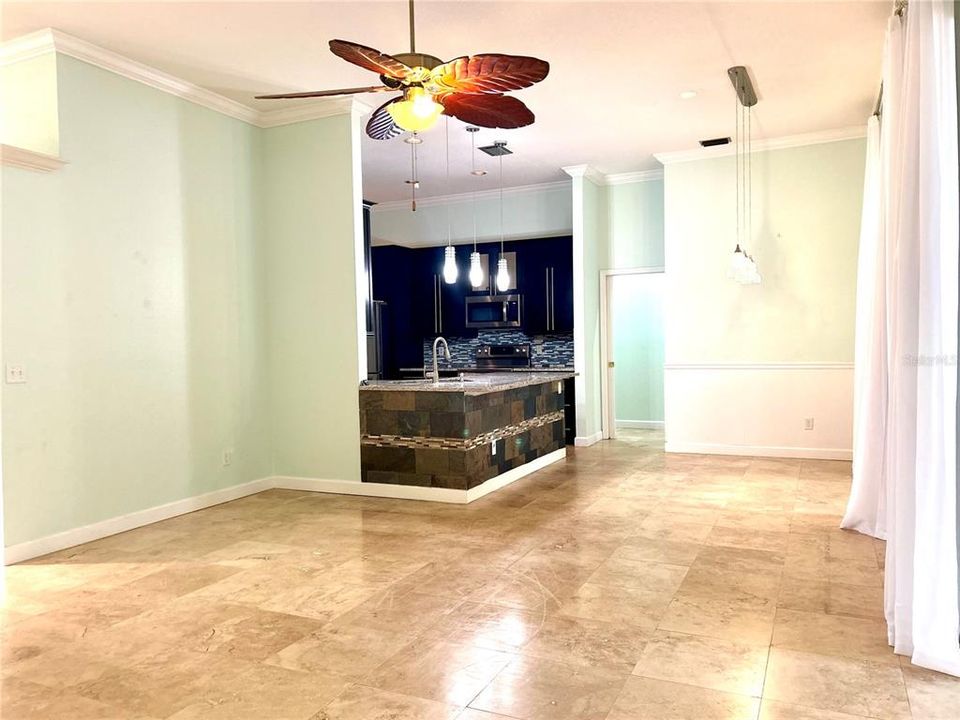 В аренду: $3,100 (4 спален, 2 ванн, 2662 Квадратных фут)