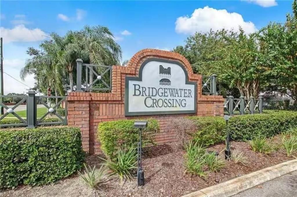 На продажу: $334,900 (4 спален, 2 ванн, 1642 Квадратных фут)