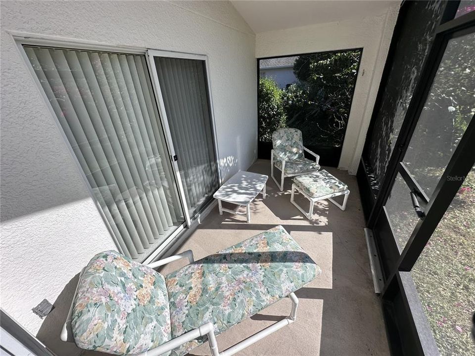 На продажу: $334,900 (4 спален, 2 ванн, 1642 Квадратных фут)