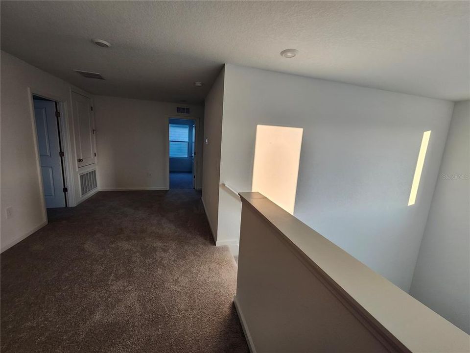 For Rent: $2,100 (4 beds, 2 baths, 1874 Square Feet)