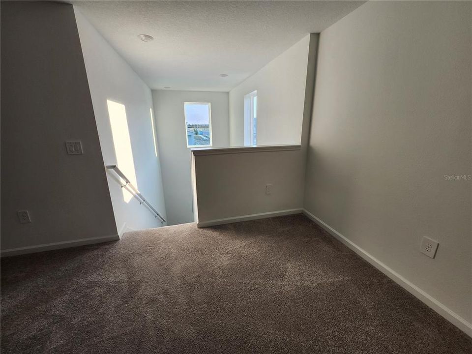 For Rent: $2,100 (4 beds, 2 baths, 1874 Square Feet)