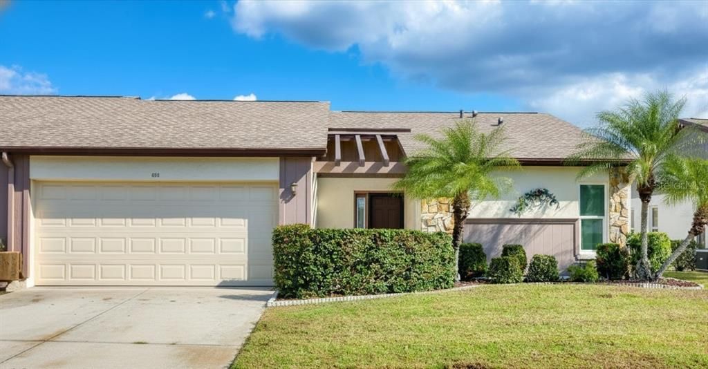 For Sale: $189,900 (2 beds, 2 baths, 1383 Square Feet)