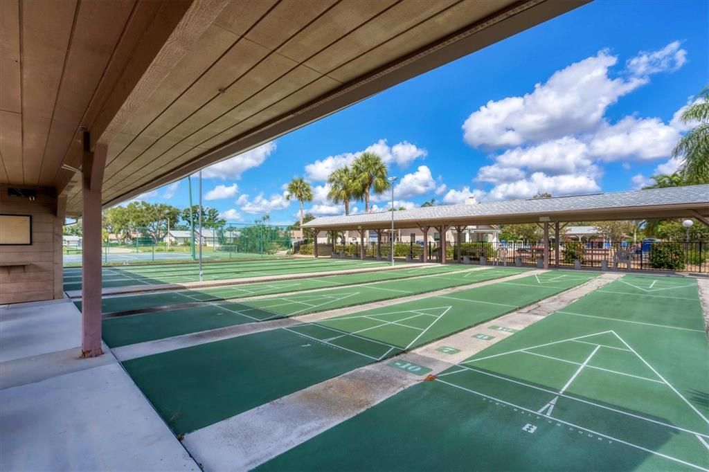 For Sale: $189,900 (2 beds, 2 baths, 1383 Square Feet)