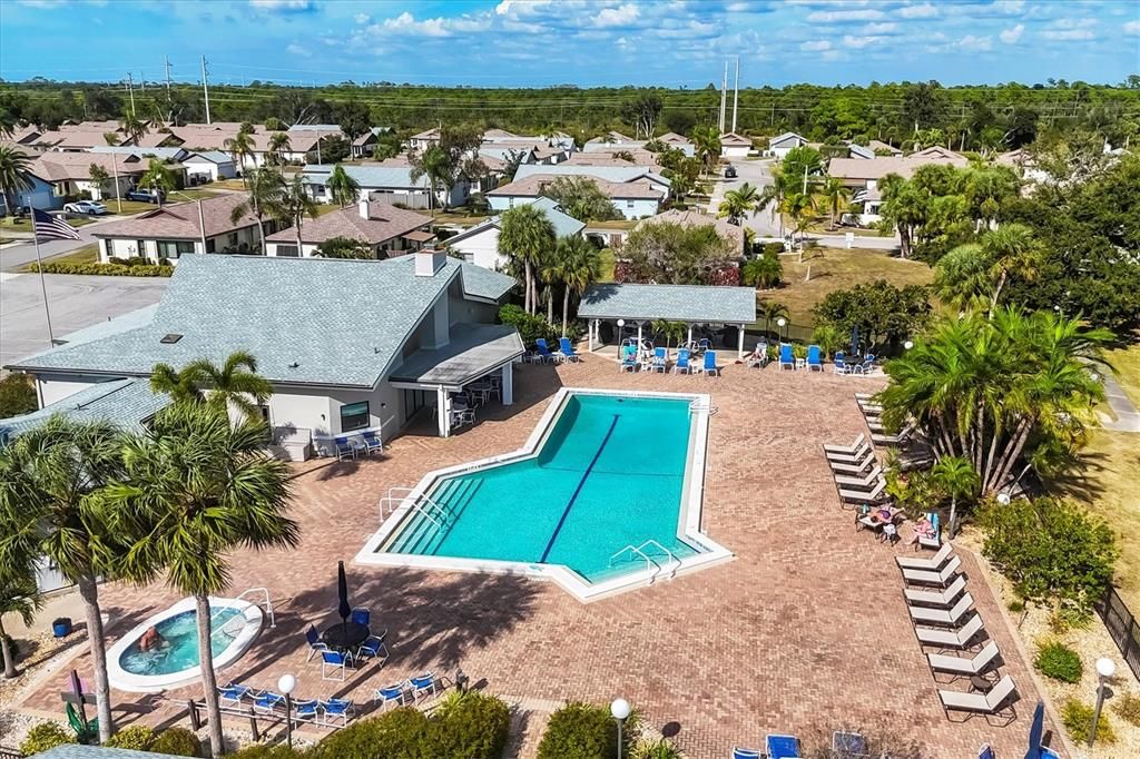 For Sale: $189,900 (2 beds, 2 baths, 1383 Square Feet)