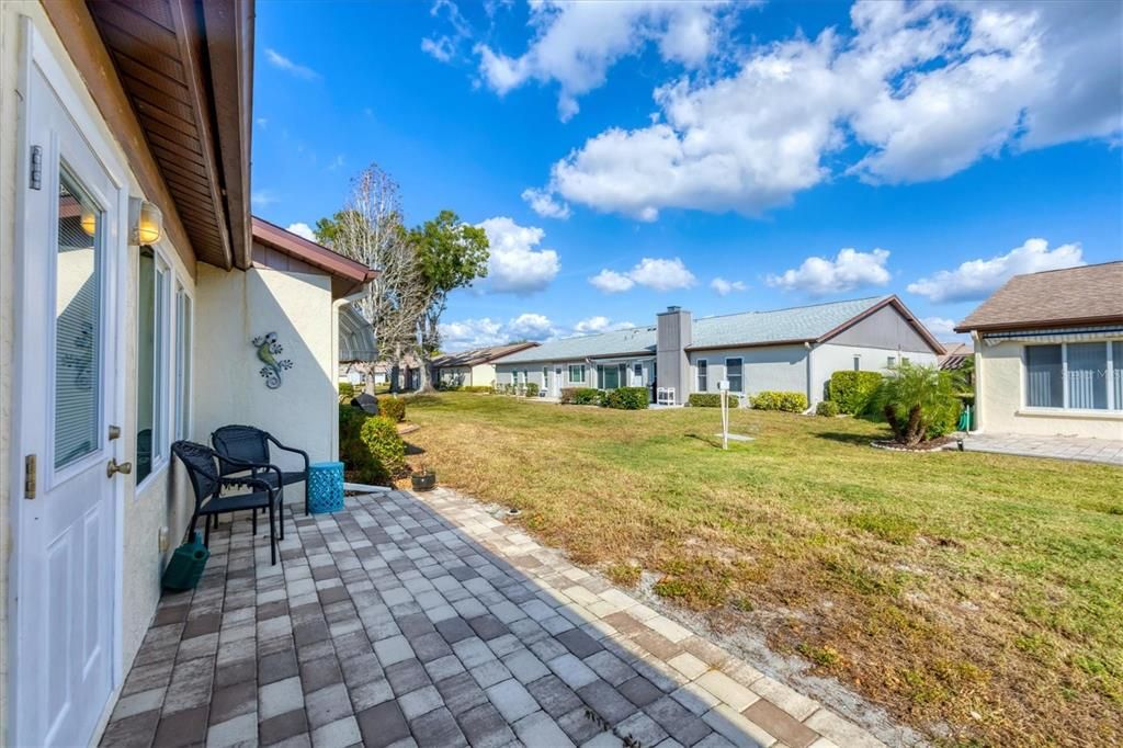 For Sale: $189,900 (2 beds, 2 baths, 1383 Square Feet)